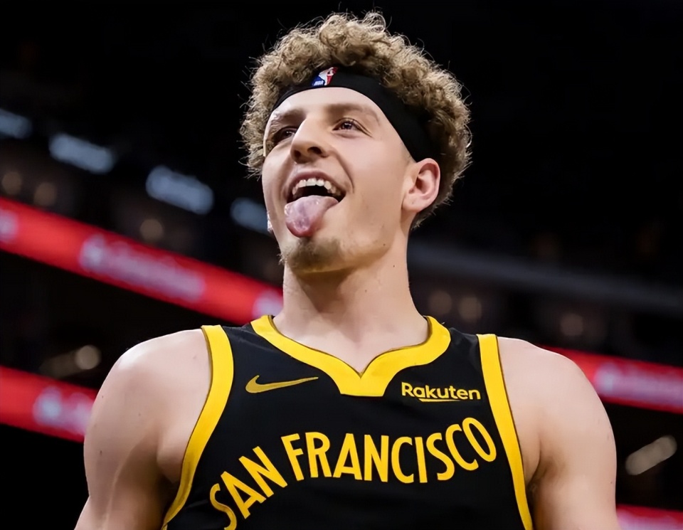 助攻, 杰伦布朗轻, 立起 助攻, 杰伦布朗轻, 立起