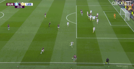 沃克传中, 皮球如炮弹 沃克传中, 皮球如炮弹